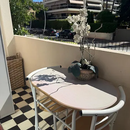 Apartament Escale Palais Croisette — Emplacement Ideal